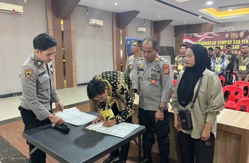 PENANDATANGANAN PAKTA INTEGRITAS DAN PENGAMBILAN SUMPAH PENERIMAAN BINTARA BRIMOB POLRI T.A. 2026 DI POLRES PALOPO