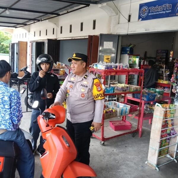 Preventif Melalui Operasi Kasih Sayang, Kapolsek Wara Utara&hellip;