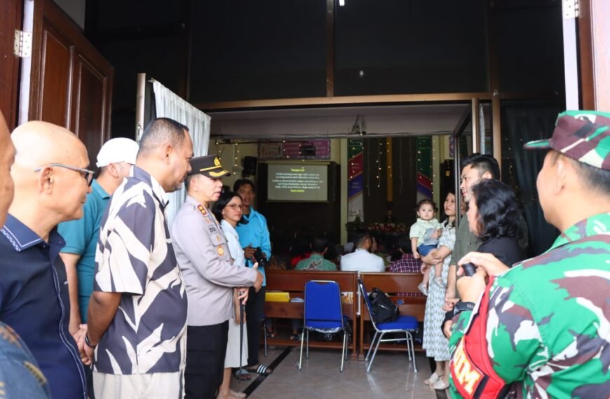 Ibadah Natal 2025, Kapolres Palopo dan Forkopimda Lakukan Pengecekan ke Geraja di Palopo