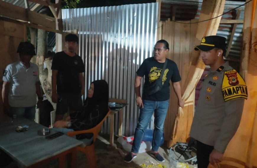 Respon Cepat Aduan Warga Mungkajang, SPK Res Palopo Olah TKP bersama Tiga Pilar Kelurahan