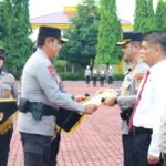 Kapolda Sulsel Pimpin Upacara Pemberian Penghargaan dan PTDH Personel Polda Sulsel, Tegakkan Reward and Punishment