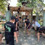 Batalyon A Pelopor Satbrimob Polda Sulsel Renovasi Sumur Umum di Pekuburan Islam Beroangin Makassar