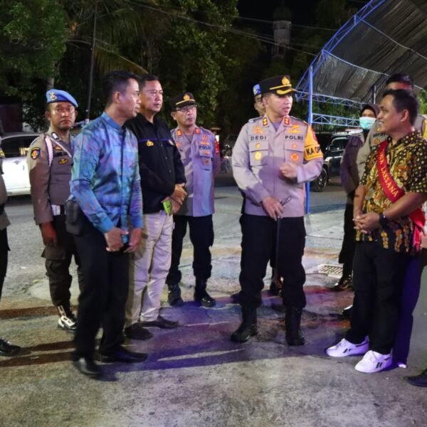 Kapolres Palopo lakukan Pengecekan Pengamanan Saat Pelaksanaan Ibadah…