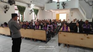 Minggu Kasih, Binmas Polres Palopo ke Gereja Toraja&hellip;