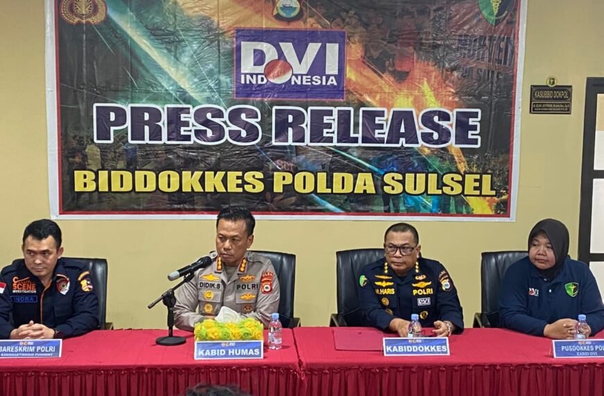 Biddokkes Polda Sulsel Gelar Press Release Penanganan Korban Laka Pesawat ATR 42-500