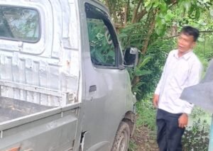Mobil Pick Up Rusak di Lorong Lembaga Palopo,&hellip;