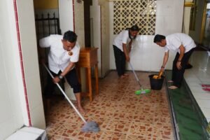 HUT Intelkam, Polres Palopo Bakti Sosial Membersihkan Tempat&hellip;