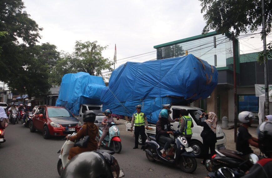 Ops Keselamatan, Kendaraan Over Load Terjaring di Depan&hellip;