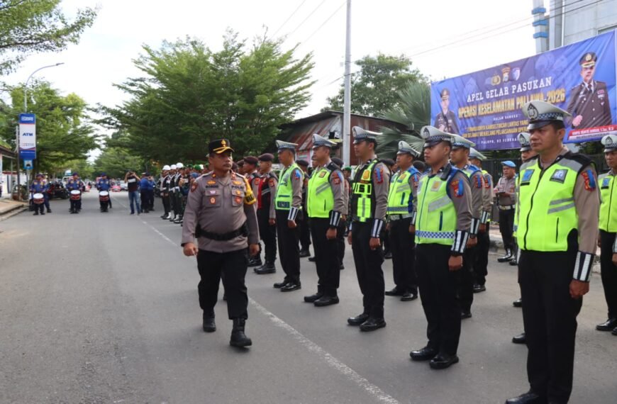 Pimpin Apel Gelar Pasukan Ops Kelamatan, Wakapolres Palopo&hellip;