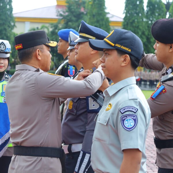 Wakapolda Sulsel Pimpin Apel Gelar Pasukan Operasi Keselamatan&hellip;
