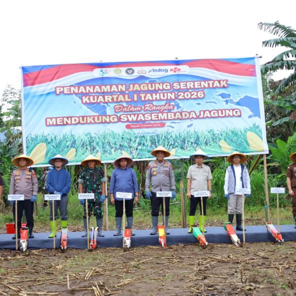 Kapolda Sulsel Hadiri Penanaman Jagung Serentak Kuartal I…